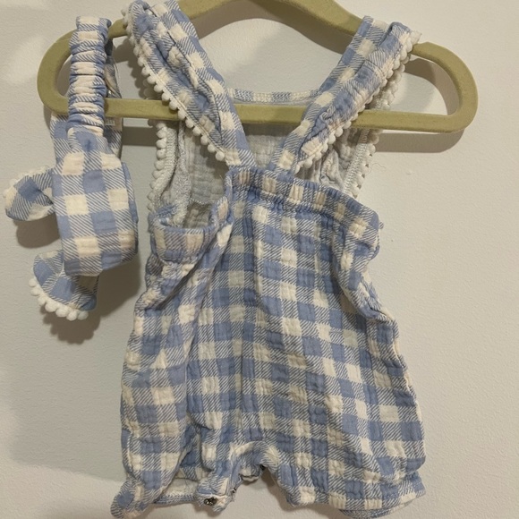 Emily and Oliver 0-3 Romper and Matching Bow - Picture 3 of 5